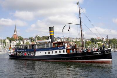 Bild vergr&ouml;&szlig;ern: Salondampfer Alexandra