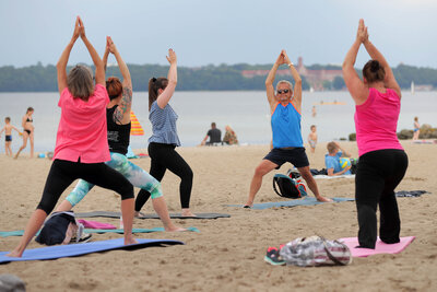 Yoga am Strand