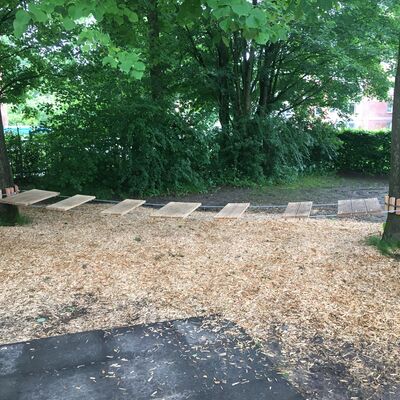 Bild vergr&ouml;&szlig;ern: Friholtschule Kletterparcour