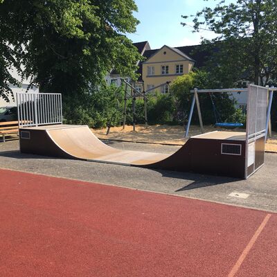 Bild vergr&ouml;&szlig;ern: ZKE Skateanlage
