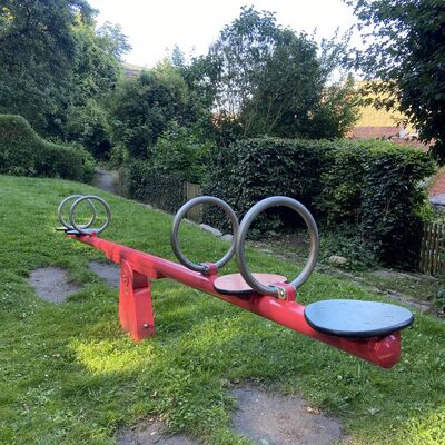 Bild vergr&ouml;&szlig;ern: Spielplatz Rummelgang Wippe