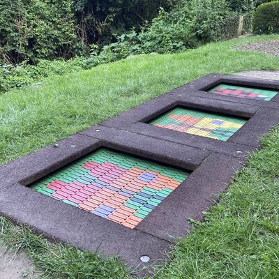 Bild vergr&ouml;&szlig;ern: Spielplatz Rummelgang Trampolin