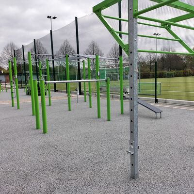 Bild vergr&ouml;&szlig;ern: Volkspark Sportger&auml;te