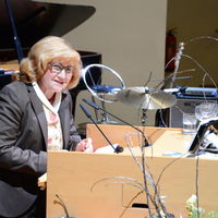 Bild vergrößern: Rede von Stadtpräsidentin Swetlana Krätzschmar zum Hochschulfest am 11.05.2016