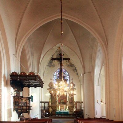 Bild vergr&ouml;&szlig;ern: St-Marien-Kirche - Marienkirchhof - Nordermarkt
