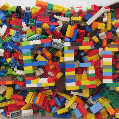 Bild vergrößern: Titelbild Lego_1